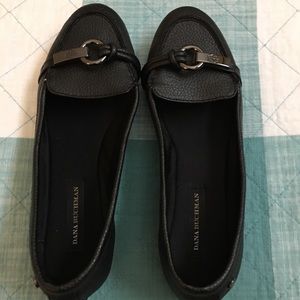 Dana Buchman flats 6 med. New without tag/ box